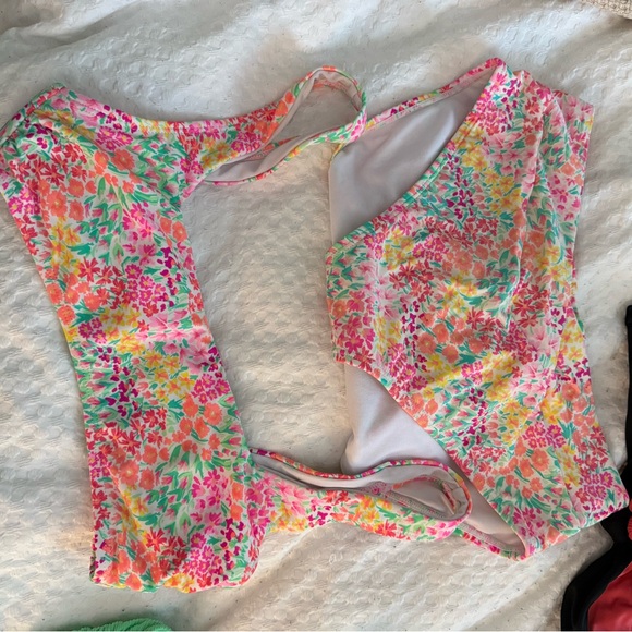 Assorted swim! - Picture 4 of 7